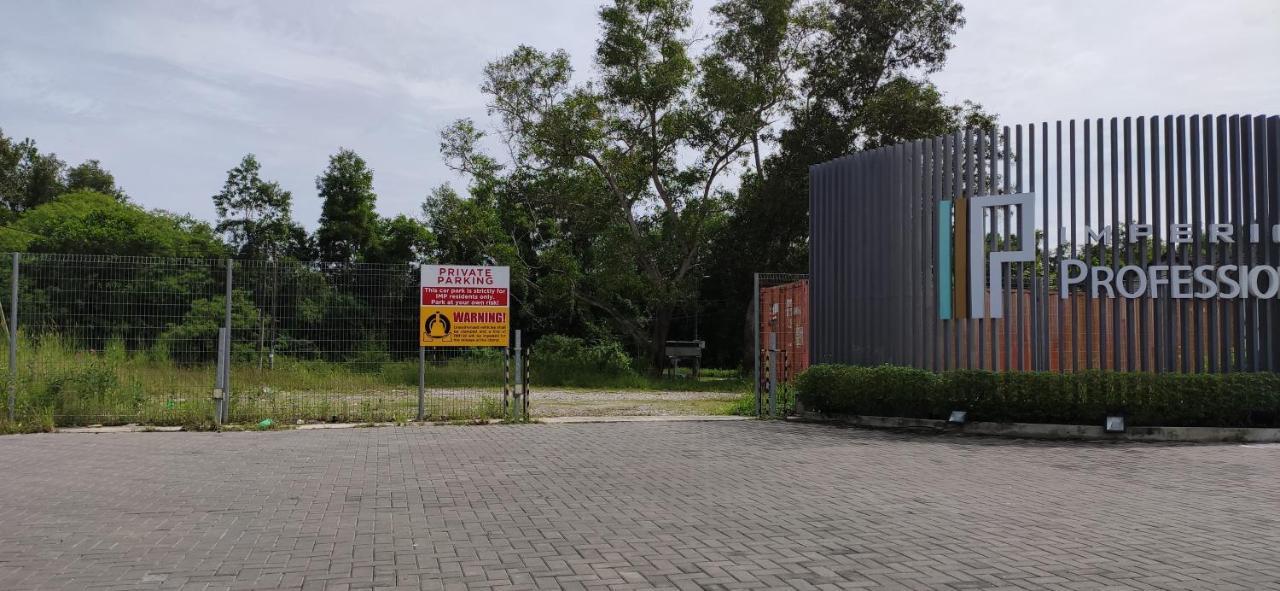 Condo 2-10 Imperio Professional Suite Alor Setar Exterior photo